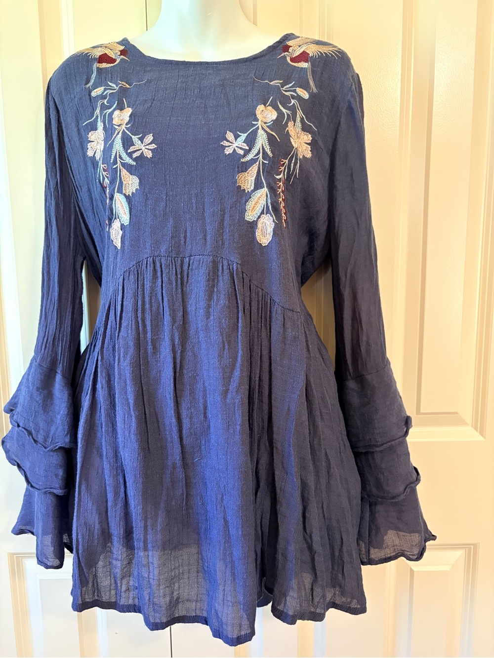 Embroidered Navy Peasant Tunic Top, size 1XL